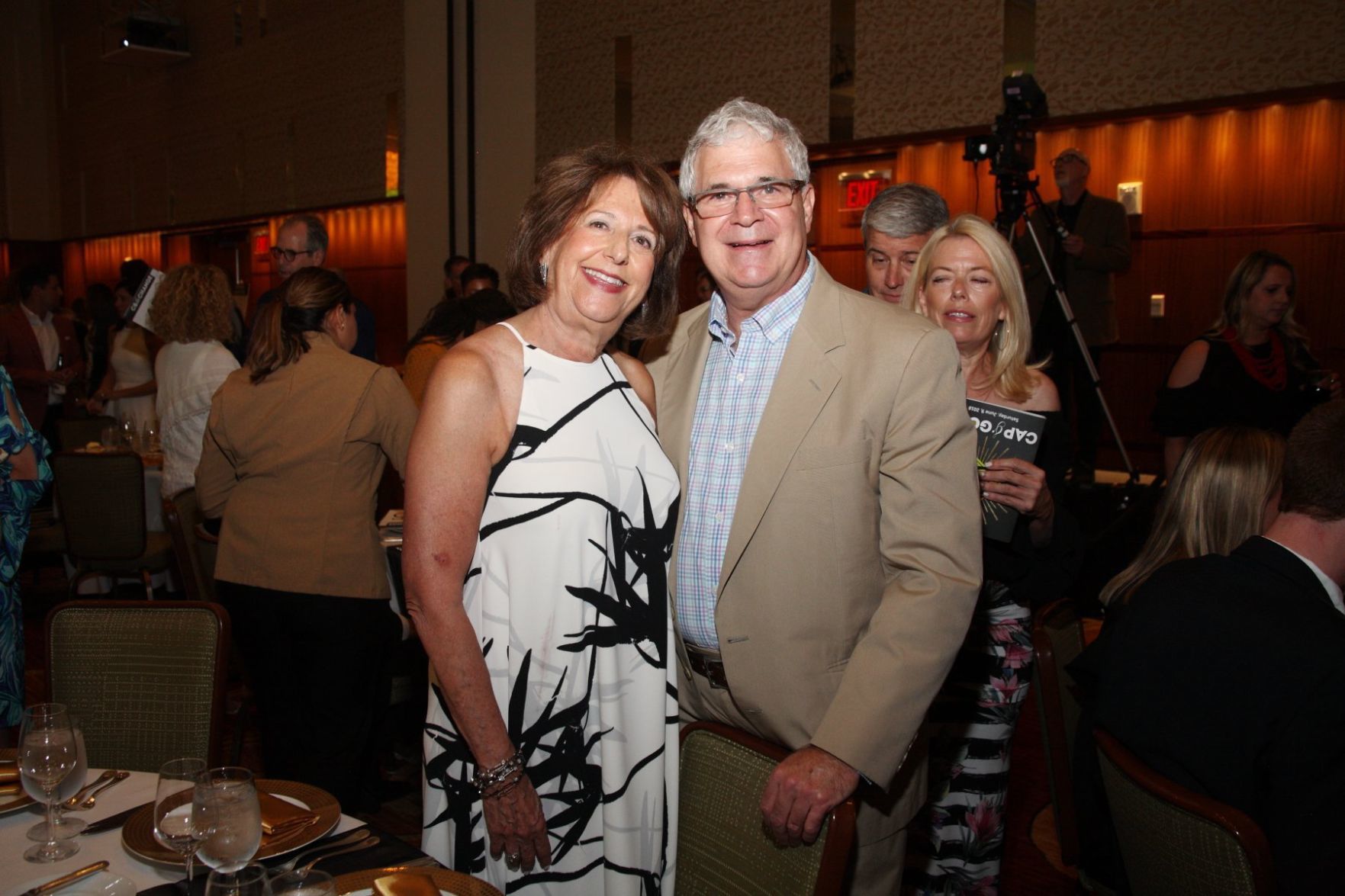 Karen Suroff, Dr. Oscar Schwartz